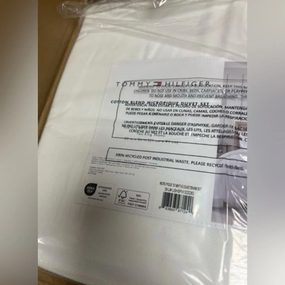 Tommy Hilfiger Micro Pique Reversible Duvet Cover Set White - King - Picture 8 of 9